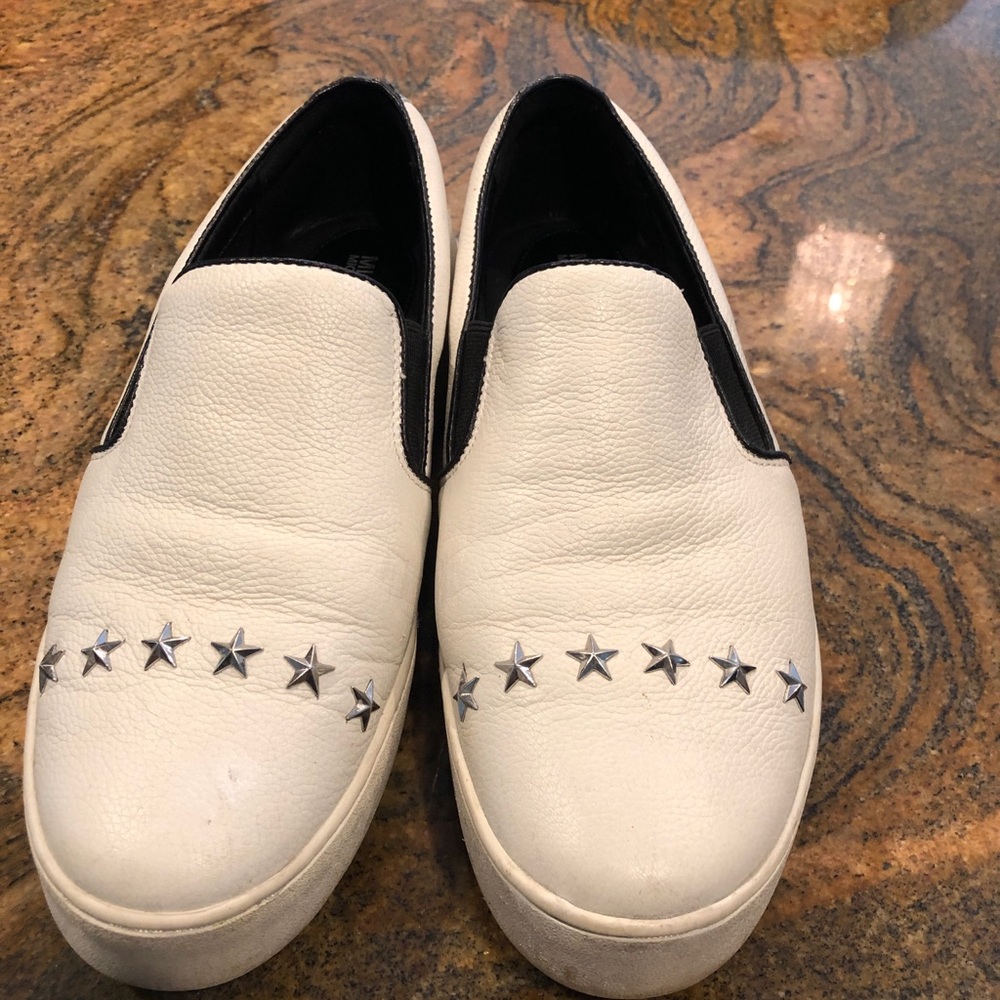 Michael kors slip-on sneaker leather/metal stars.